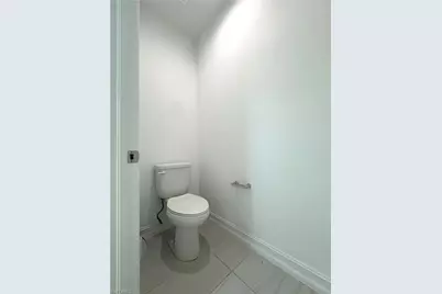 7509 Carnegie Way, Naples, FL 34119 - Photo 19