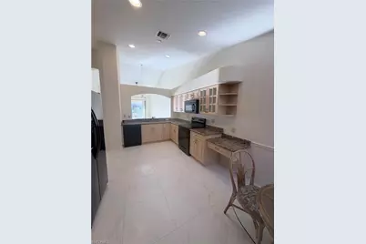 8220 Ibis Cove Cir #B216, Naples, FL 34119 - Photo 15