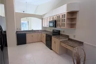8220 Ibis Cove Cir, Naples, FL 34119 - Photo 15