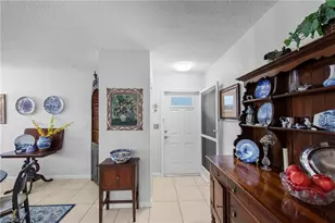 256 Palm Dr, Naples, FL 34112 - Photo 5