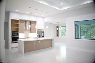 3279 10th Ave SE, Naples, FL 34117 - Photo 7