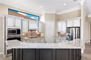 7262 Lantana Cir, Naples, FL 34119 - Photo 11