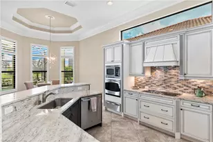 7262 Lantana Cir, Naples, FL 34119 - Photo 13