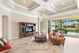 7262 Lantana Cir, Naples, FL 34119 - Photo 5