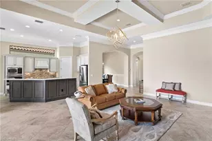 7262 Lantana Cir, Naples, FL 34119 - Photo 9