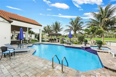 4401 Pond Apple Dr S, Naples, FL 34119 - Photo 5