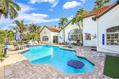 4401 Pond Apple Dr S, Naples, FL 34119 - Photo 29