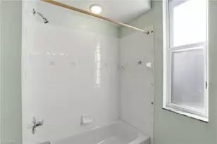 2265 Heritage Greens Dr, Naples, FL 34119 - Photo 23