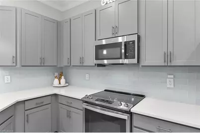 238 Indies Dr E #202, Naples, FL 34114 - Photo 11