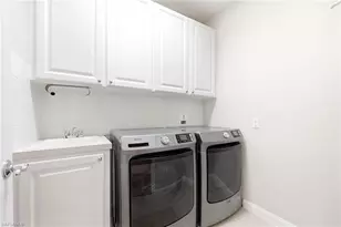7821 Veronawalk Blvd, Naples, FL 34114 - Photo 23