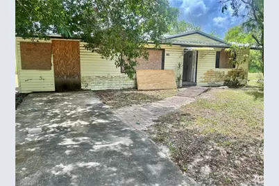 851 W Lincoln Ave, Labelle, FL 33935 - Photo 1