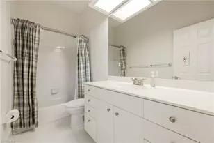 982 Fountain Run, Naples, FL 34119 - Photo 25