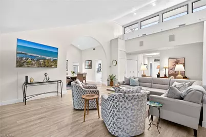 344 Edgemere Way N #33, Naples, FL 34105 - Photo 9