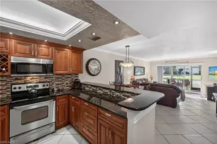 201 Quail Forest Blvd, Naples, FL 34105 - Photo 7