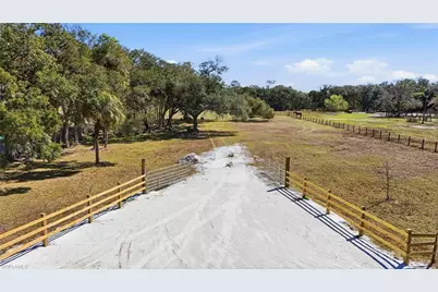 4821 Oak Acres Ln, Fort Myers, FL 33905 - Photo 3