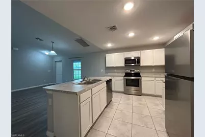 1515 NW 18th Ter, Cape Coral, FL 33993 - Photo 3