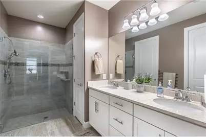 7717 Jacaranda Ln, Naples, FL 34114 - Photo 21