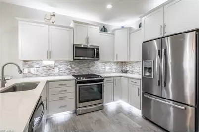 7717 Jacaranda Ln, Naples, FL 34114 - Photo 3