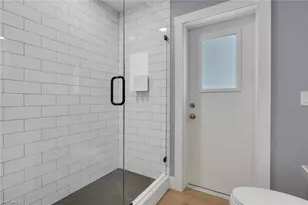 10450 Windsor Way, Naples, FL 34109 - Photo 33