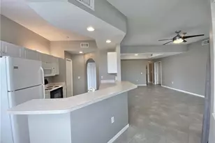 354 Dover Pl, Naples, FL 34104 - Photo 11