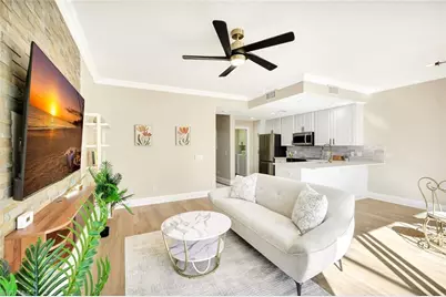 6210 Towncenter Cir, Naples, FL 34119 - Photo 13