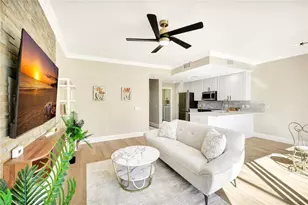 6210 Towncenter Cir, Naples, FL 34119 - Photo 13