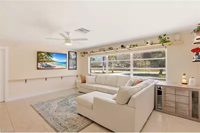 267 Cypress Way W, Naples, FL 34110 - Photo 7