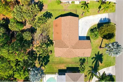 267 Cypress Way W, Naples, FL 34110 - Photo 47