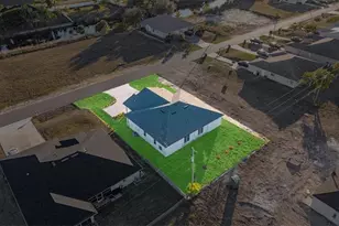 1315/1317 Diplomat Pkwy E, Cape Coral, FL 33909 - Photo 5