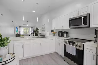 4100 Looking Glass Ln #3002, Naples, FL 34112 - Photo 3