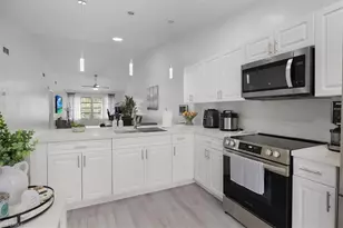 4100 Looking Glass Ln, Naples, FL 34112 - Photo 3