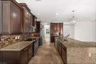 3312 Pacific Dr, Naples, FL 34119 - Photo 13