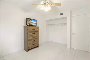 1450 Green Valley Cir, Naples, FL 34104 - Photo 19