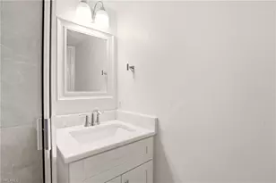 1450 Green Valley Cir, Naples, FL 34104 - Photo 21