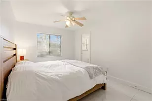 1450 Green Valley Cir, Naples, FL 34104 - Photo 25