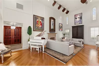 2892 Tiburon Blvd E, Naples, FL 34109 - Photo 3