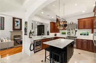 2892 Tiburon Blvd E, Naples, FL 34109 - Photo 9