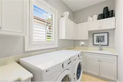 2892 Tiburon Blvd E, Naples, FL 34109 - Photo 27