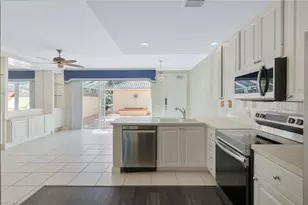 3484 Islandwalk Cir, Naples, FL 34119 - Photo 15