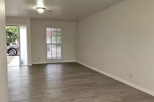 3005 Gordon St, Naples, FL 34112 - Photo 3