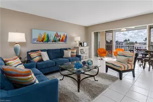 300 Park Shore Dr, Naples, FL 34103 - Photo 15