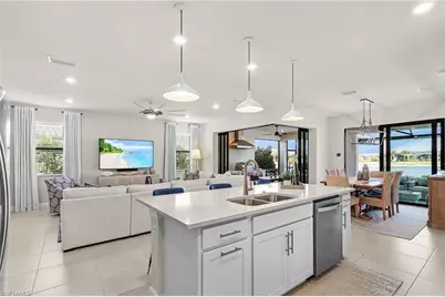 2073 Yellowfin Cir, Naples, FL 34114 - Photo 27