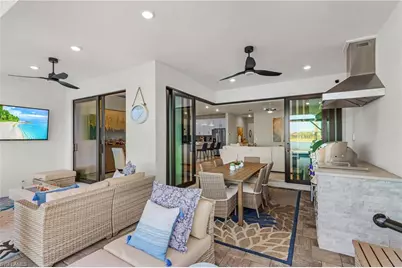 2073 Yellowfin Cir, Naples, FL 34114 - Photo 11