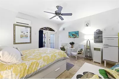 25000 Tamiami Trl E #D152, Naples, FL 34114 - Photo 7