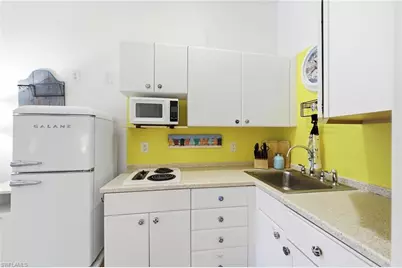 25000 Tamiami Trl E #D152, Naples, FL 34114 - Photo 5