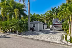 10067 Ramblewood Ct, Fort Myers, FL 33905 - Photo 5