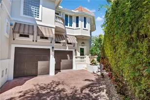 1305 Curlew Ave, Naples, FL 34102 - Photo 3