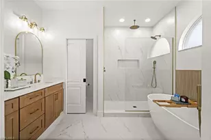 8841 Springwood Ct, Bonita Springs, FL 34135 - Photo 21