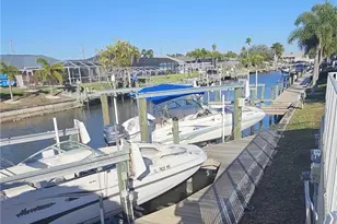 925 SW 47th Terrace, Cape Coral, FL 33914 - Photo 15