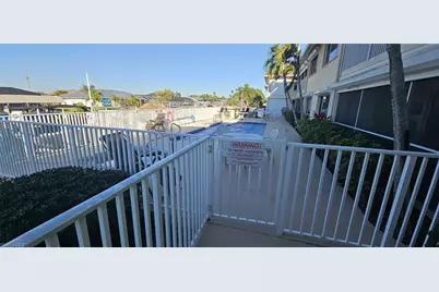 925 SW 47th Ter #101, Cape Coral, FL 33914 - Photo 7